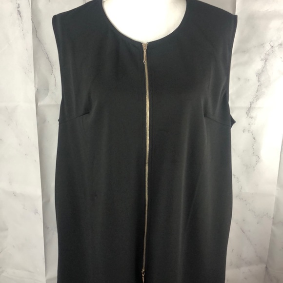 Simply Noelle Zippered Sleeveless Career Tunic - Picture 2 of 12